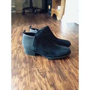 TOMS Boots